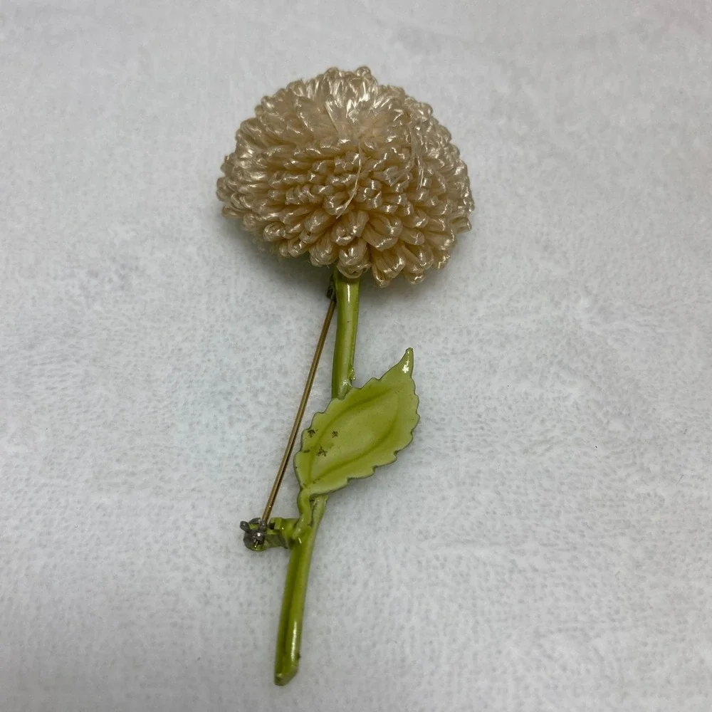 Vintage Chrysanthemum Flower Brooch Pin Enamel Green Leaf‎ Stem